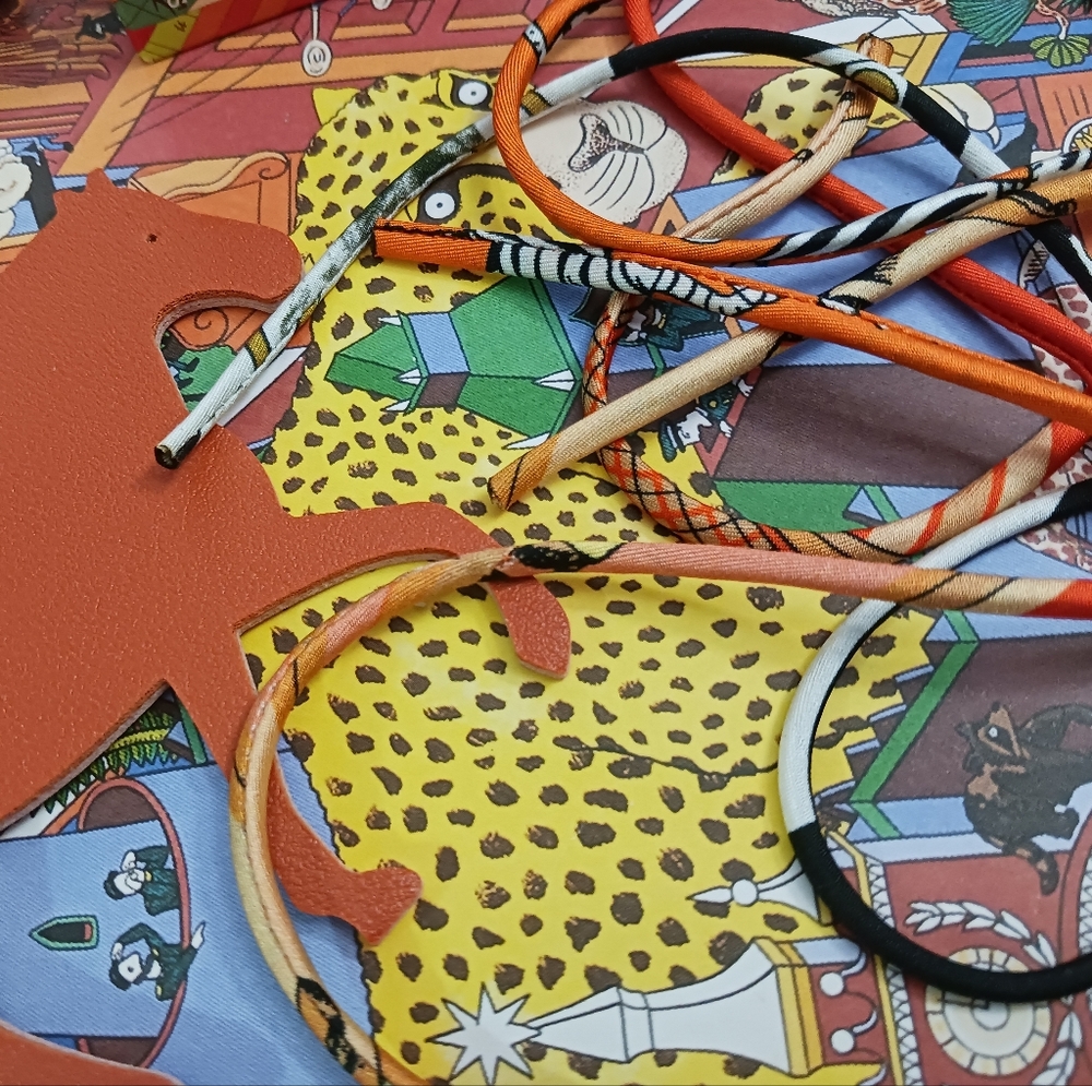 Hermes twilly Orange and White Silk Spaghetti Strings Made In France,  Set Of 4